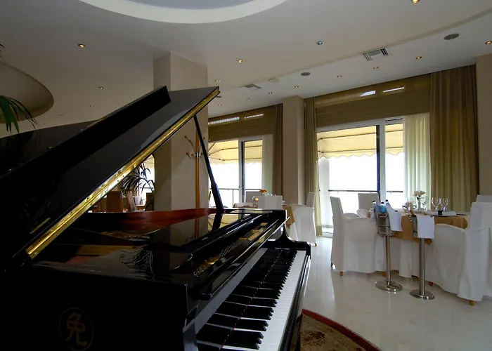 Hotel Egnatia & Cavala