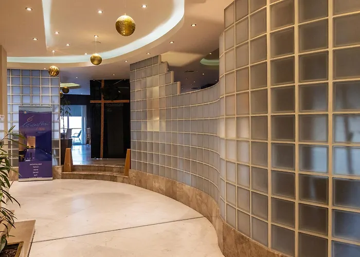 Egnatia & Hotel Cavala