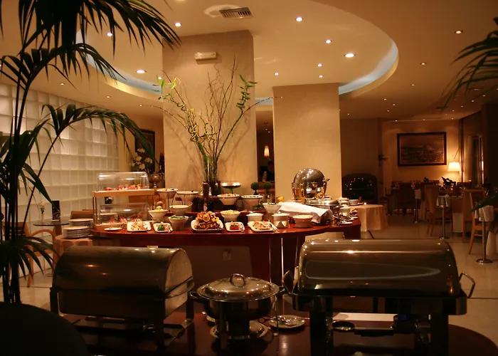 Hotel Egnatia & 4*